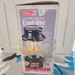 NIB Vintage Coleman Easi Lite Lantern Model 325A Camping Green Made In Canada
